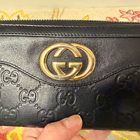 Unisex GUCCI Guccissima Signature Sukey Zip Around Wallet Black - Picture 6 of 16